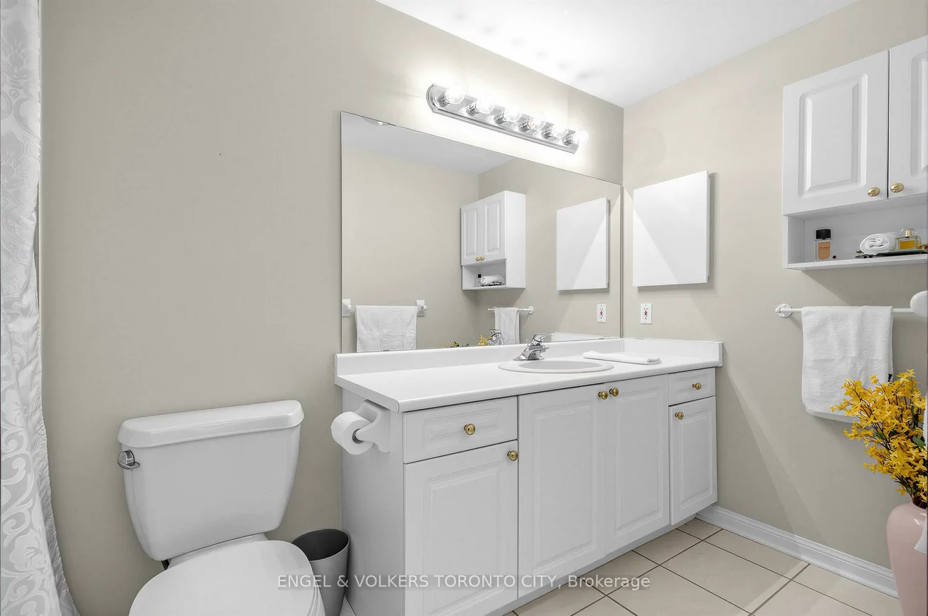 2506, Rutherford, Maple, Vaughan