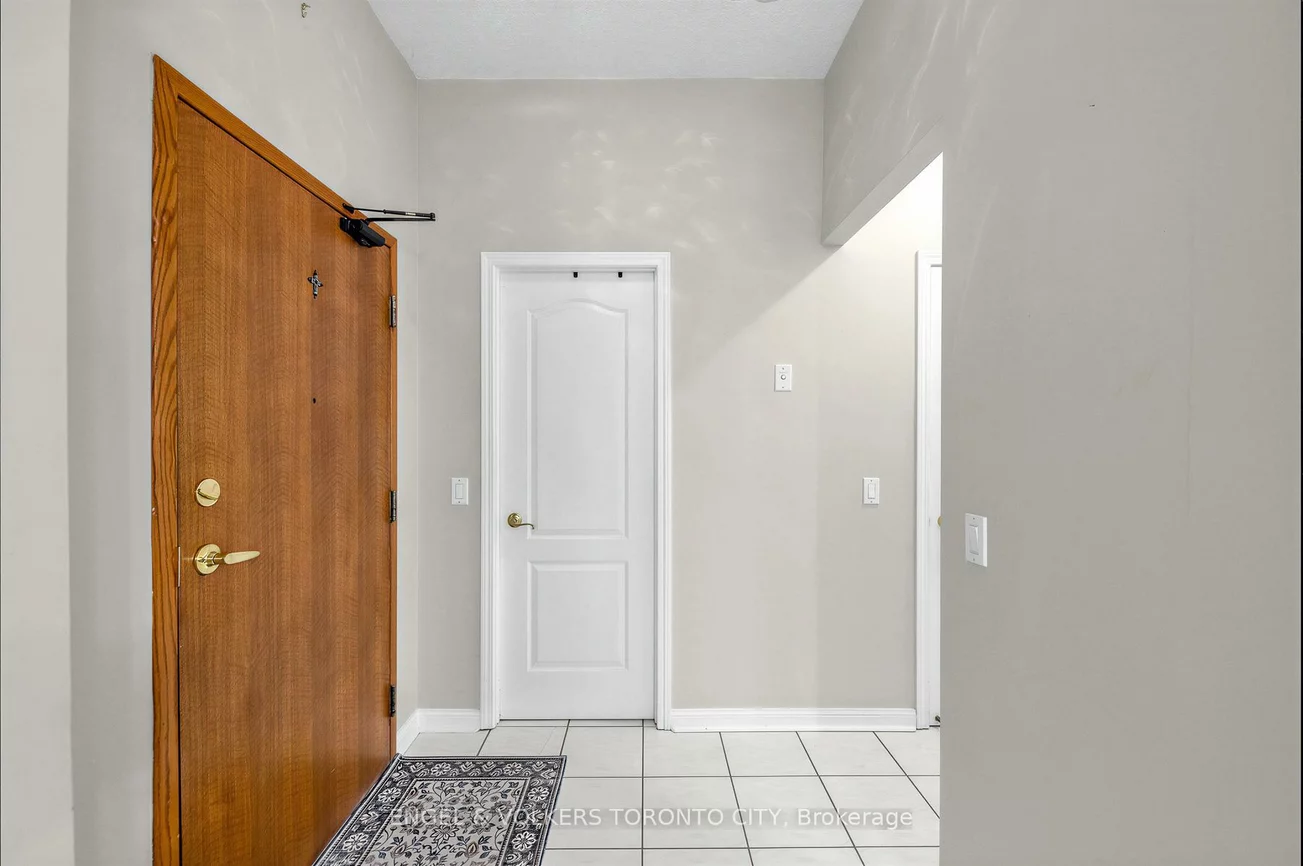 2506, Rutherford, Maple, Vaughan