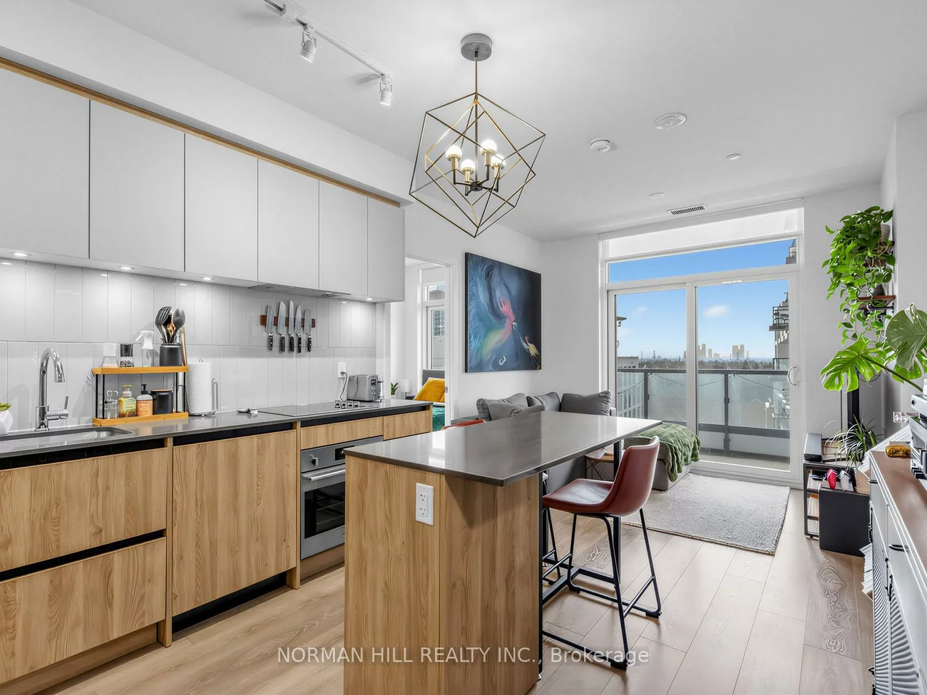 7950, Bathurst, Beverley Glen, Vaughan