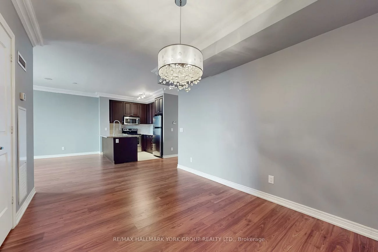 9245, Jane, Maple, Vaughan