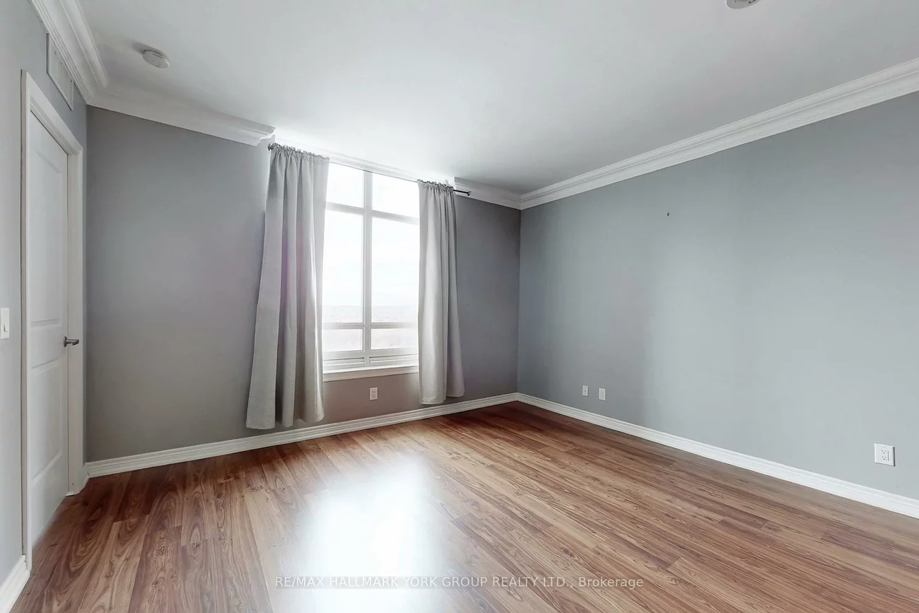 9245, Jane, Maple, Vaughan