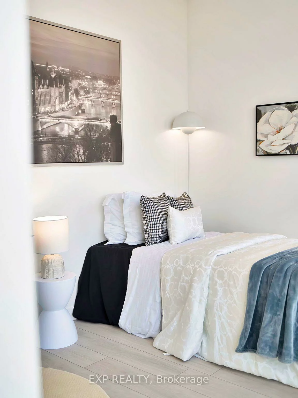 950, Portage, Vaughan Corporate Centre, Vaughan