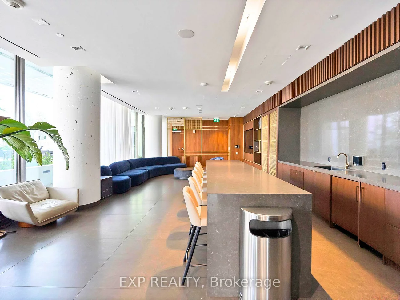 950, Portage, Vaughan Corporate Centre, Vaughan