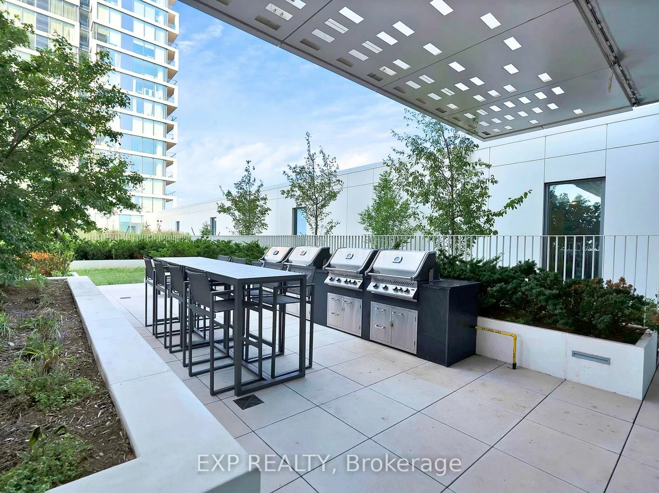 950, Portage, Vaughan Corporate Centre, Vaughan