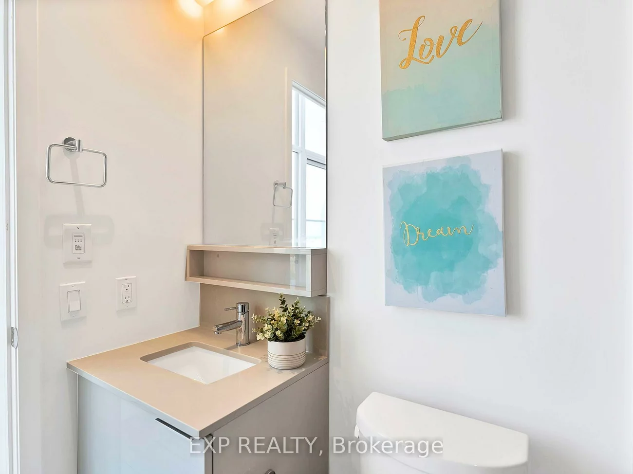 950, Portage, Vaughan Corporate Centre, Vaughan