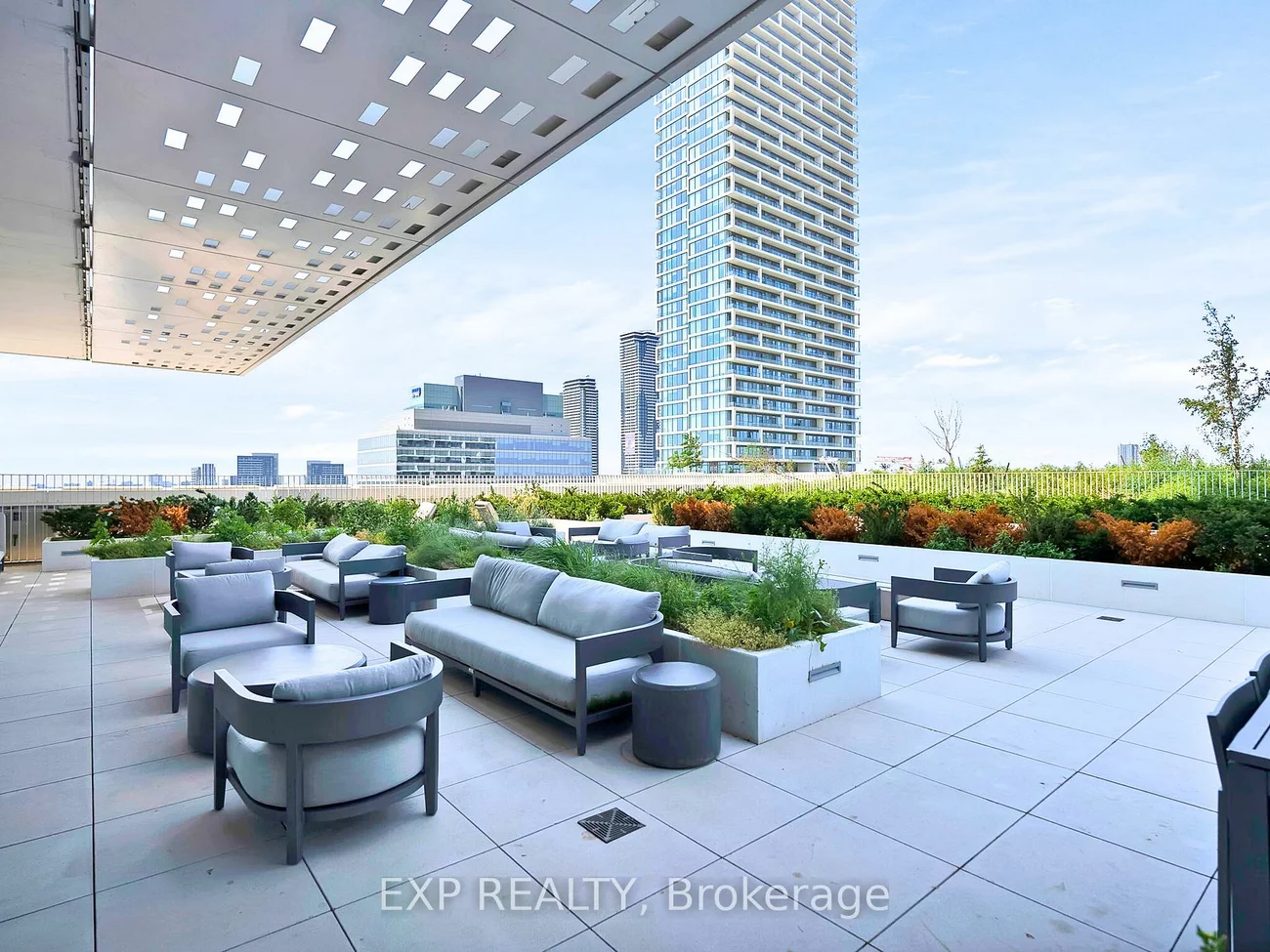 950, Portage, Vaughan Corporate Centre, Vaughan