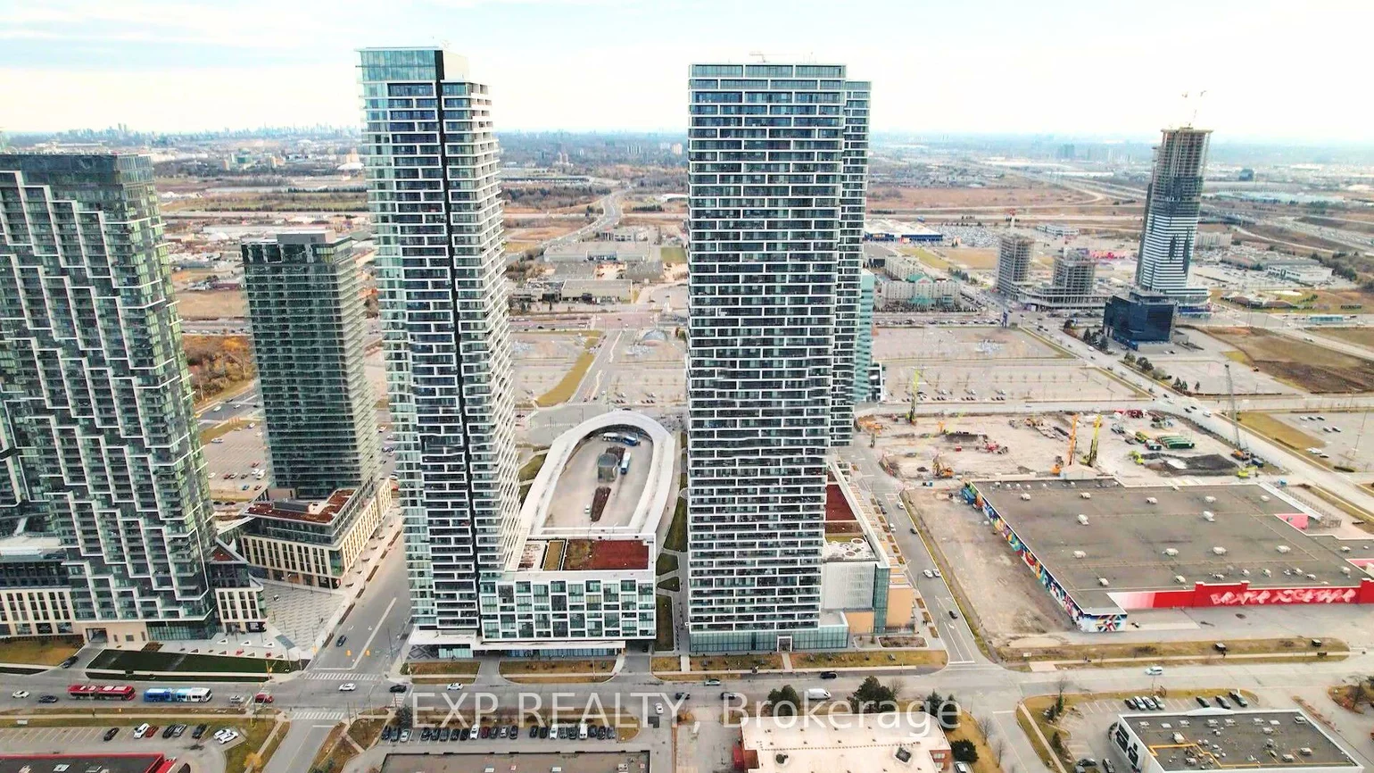 950, Portage, Vaughan Corporate Centre, Vaughan