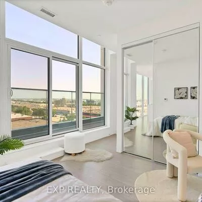 950, Portage, Vaughan Corporate Centre, Vaughan