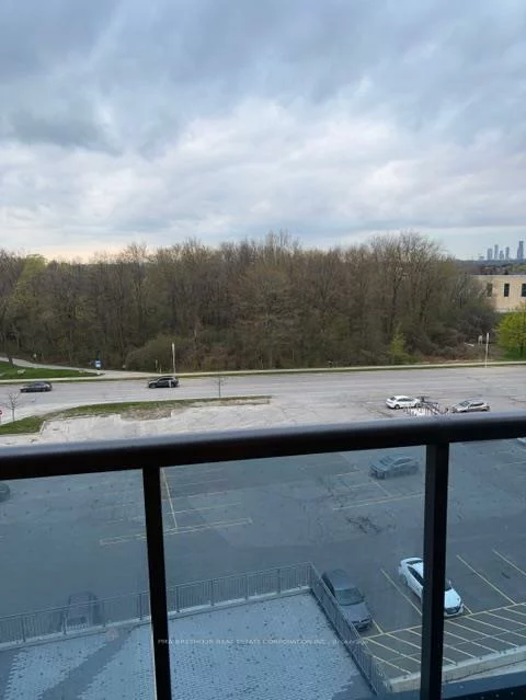 30, Upper Mall, Brownridge, Vaughan