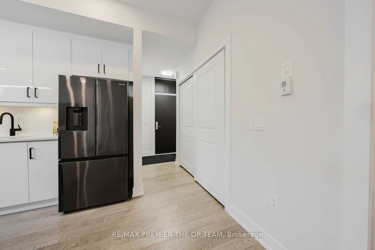 9580, Islington, Sonoma Heights, Vaughan