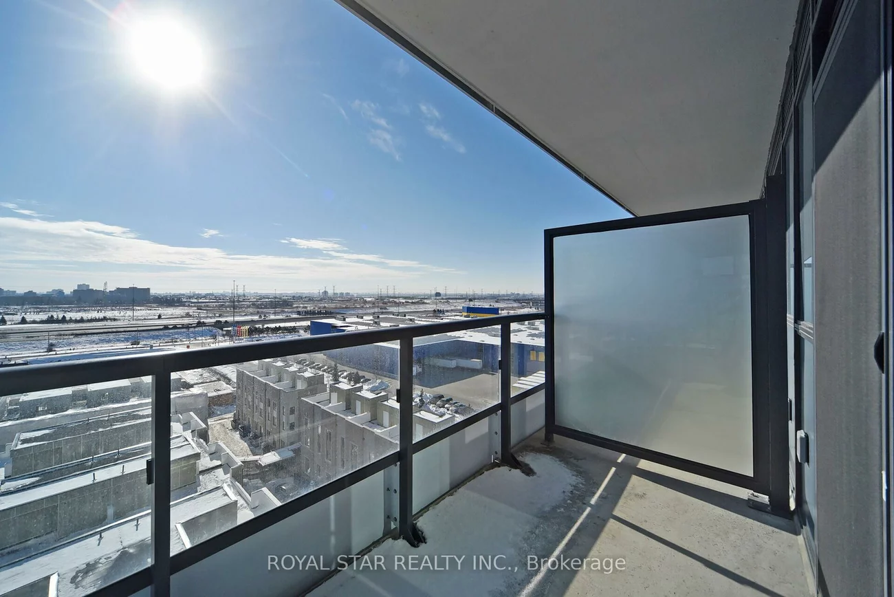 10, Honeycrisp, Vaughan Corporate Centre, Vaughan