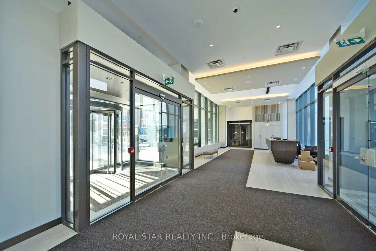 10, Honeycrisp, Vaughan Corporate Centre, Vaughan
