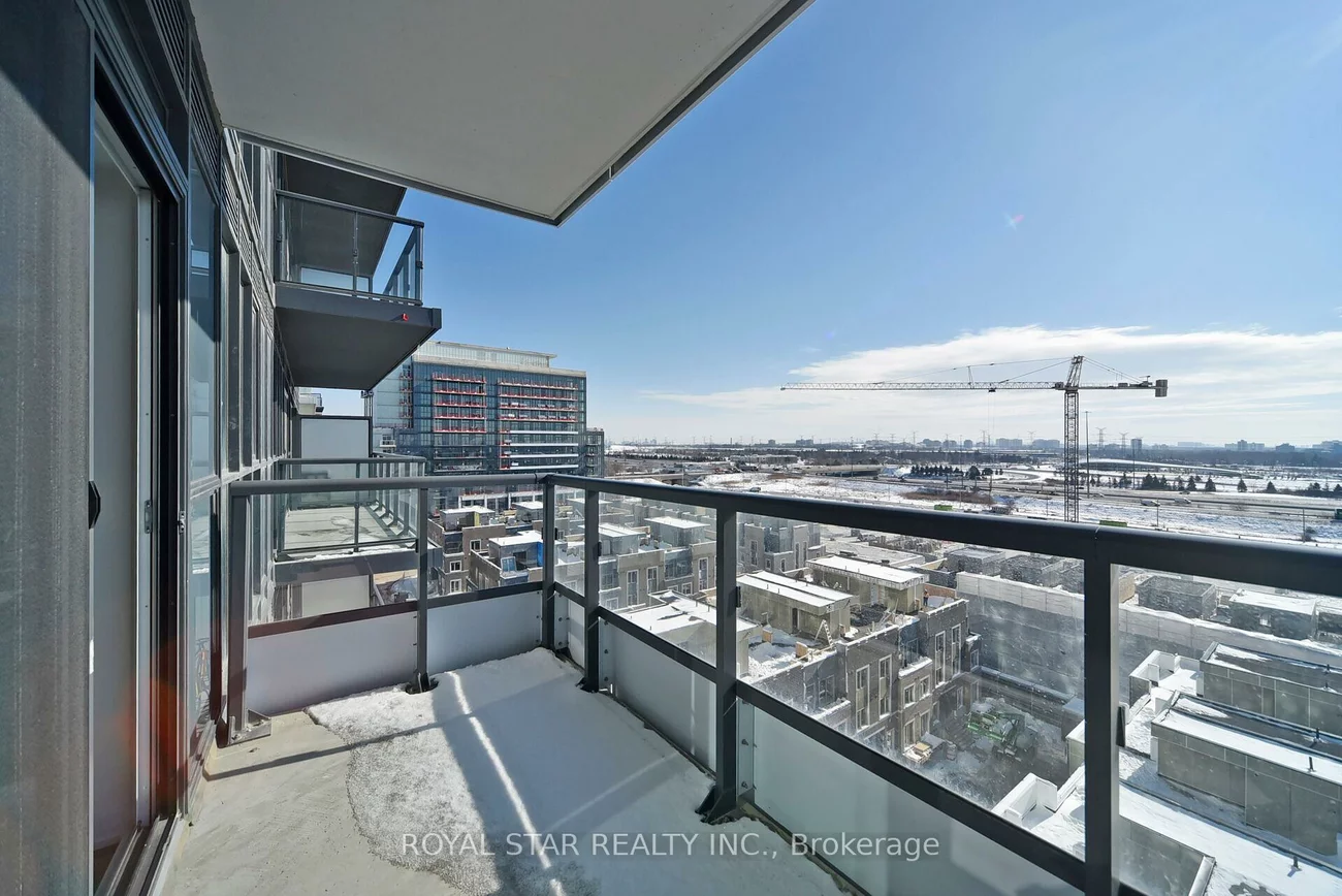 10, Honeycrisp, Vaughan Corporate Centre, Vaughan