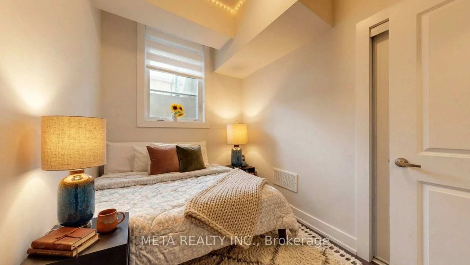 9560, Islington, Sonoma Heights, Vaughan