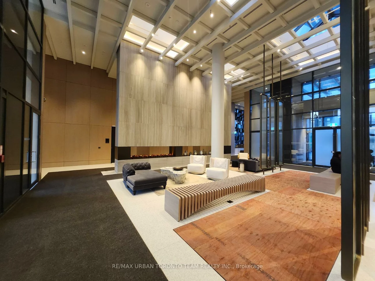 225, Commerce, Vaughan Corporate Centre, Vaughan
