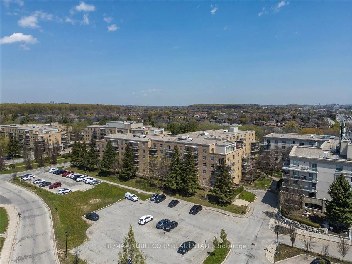 2502, Rutherford, Maple, Vaughan
