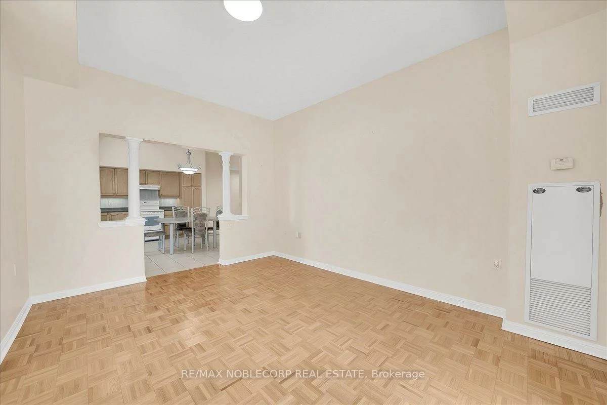 2502, Rutherford, Maple, Vaughan