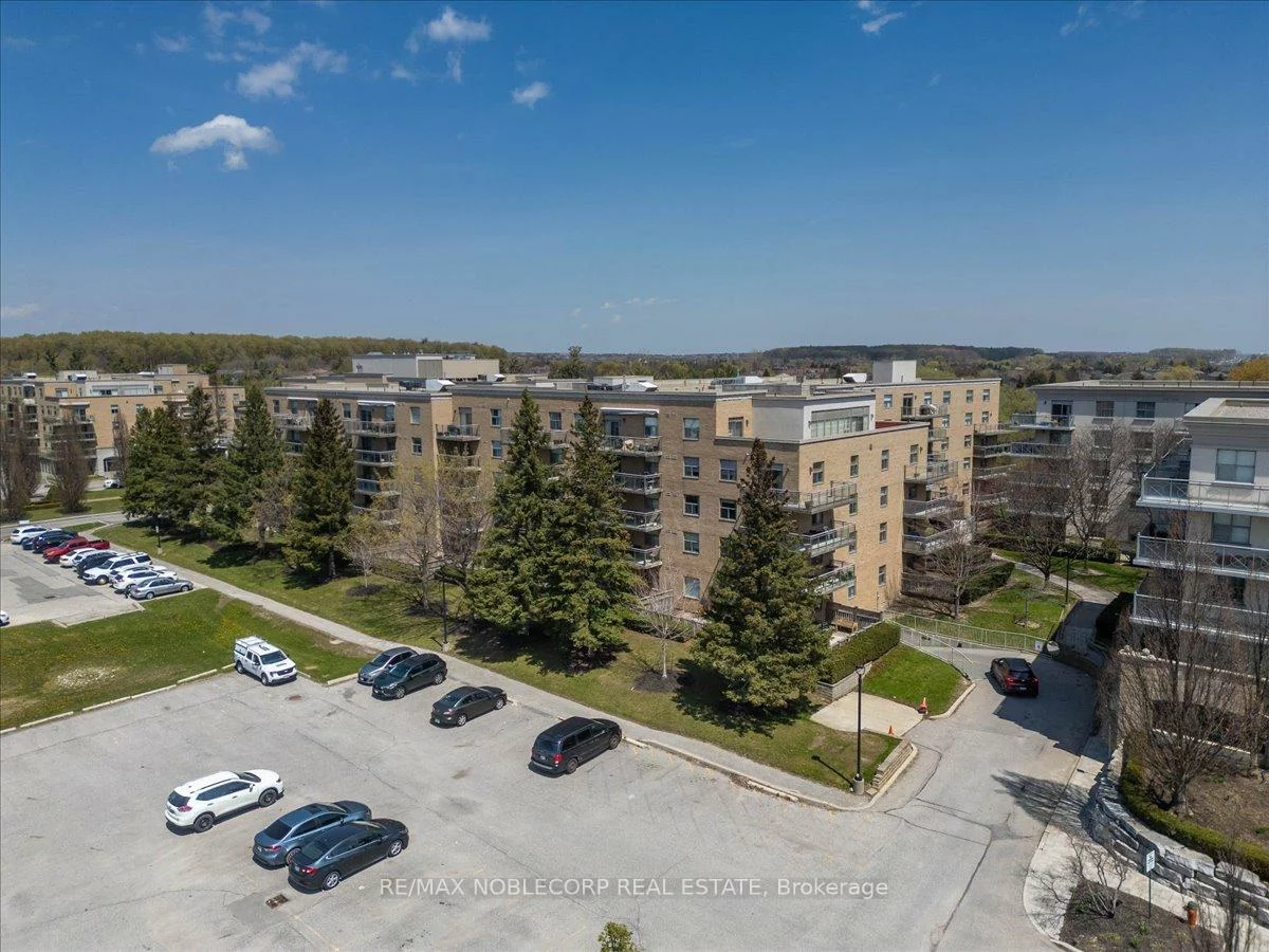 2502, Rutherford, Maple, Vaughan