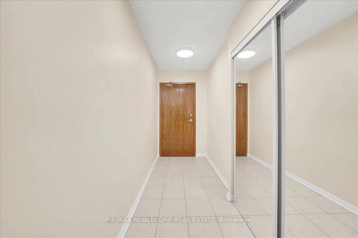 2502, Rutherford, Maple, Vaughan