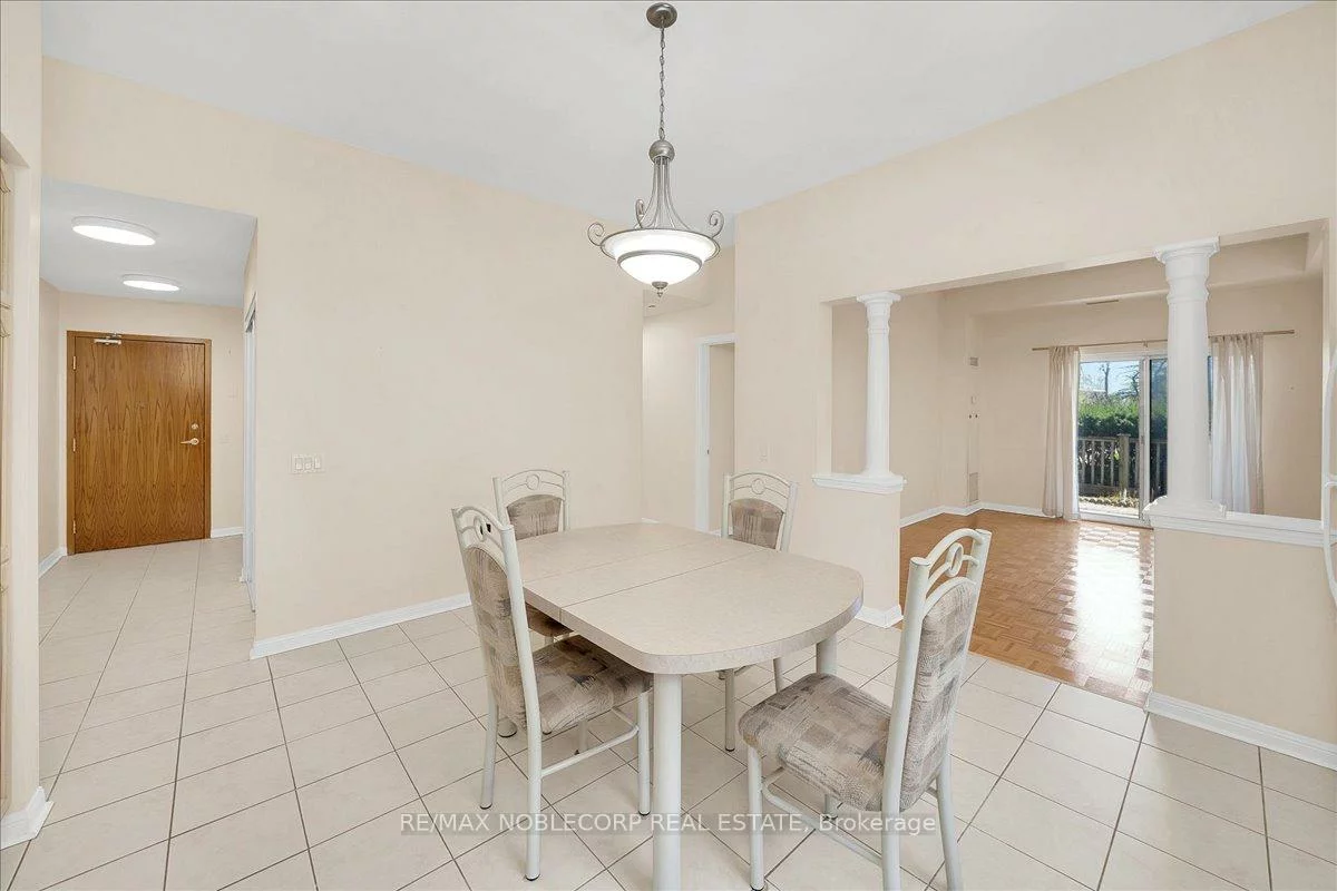2502, Rutherford, Maple, Vaughan