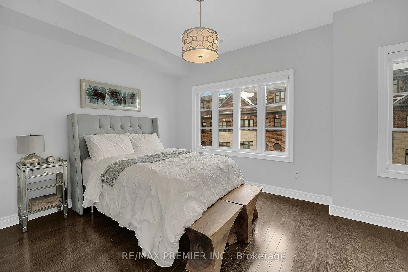 27, Powseland, West Woodbridge, Vaughan