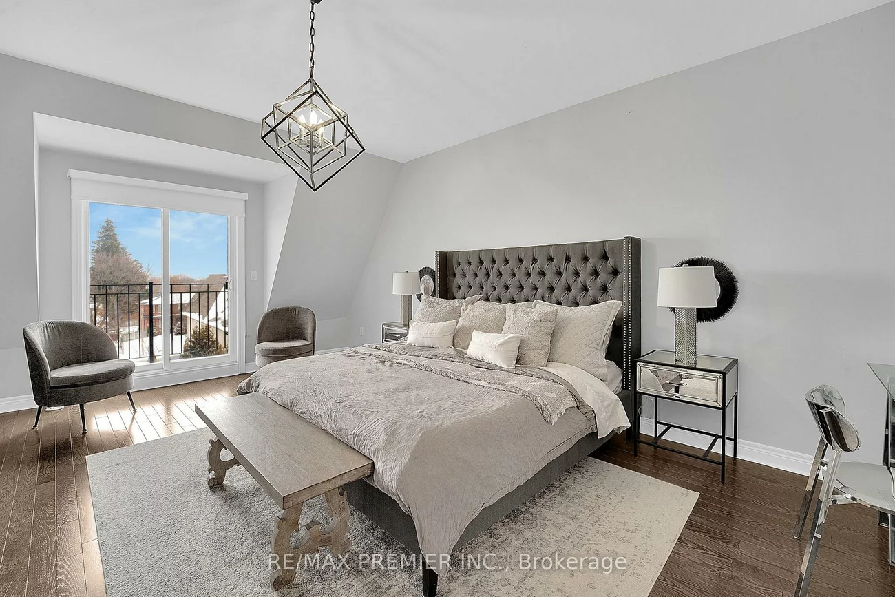 27, Powseland, West Woodbridge, Vaughan