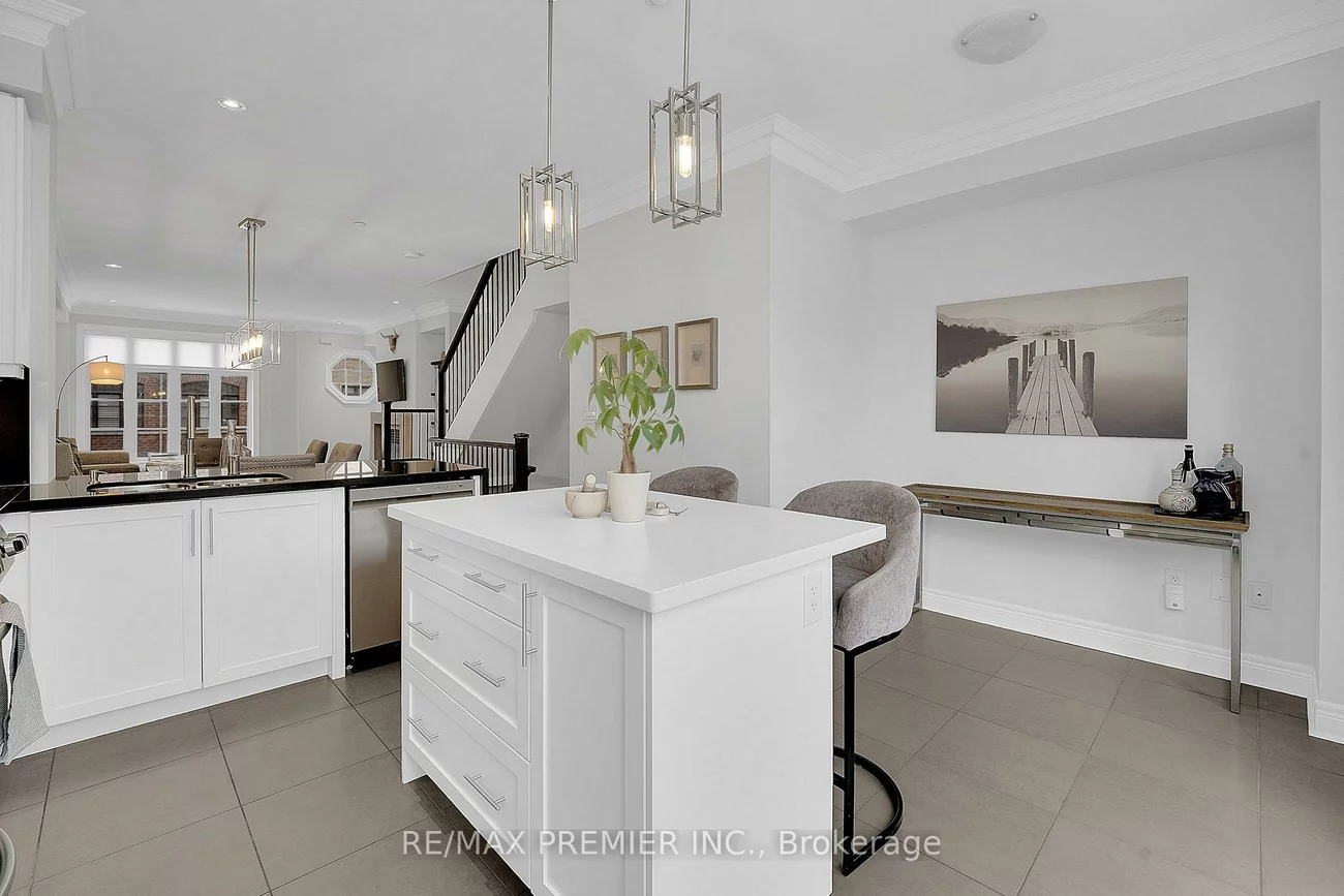 27, Powseland, West Woodbridge, Vaughan