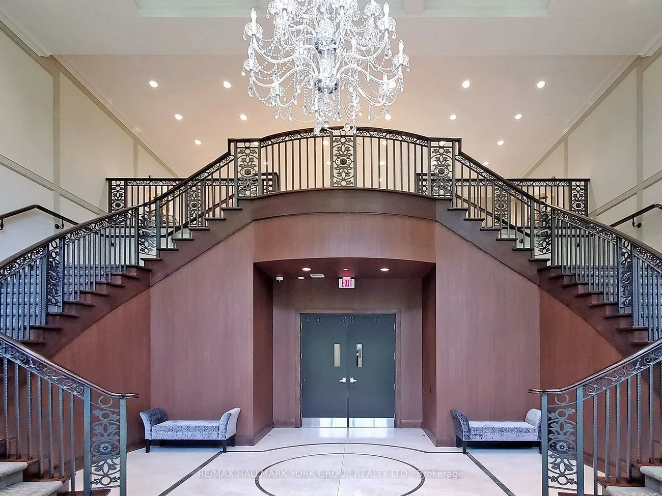 9909, Pine Valley, Vellore Village, Vaughan