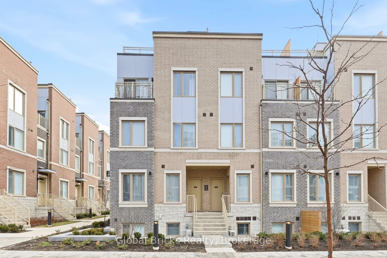 131, Honeycrisp, Vaughan Corporate Centre, Vaughan