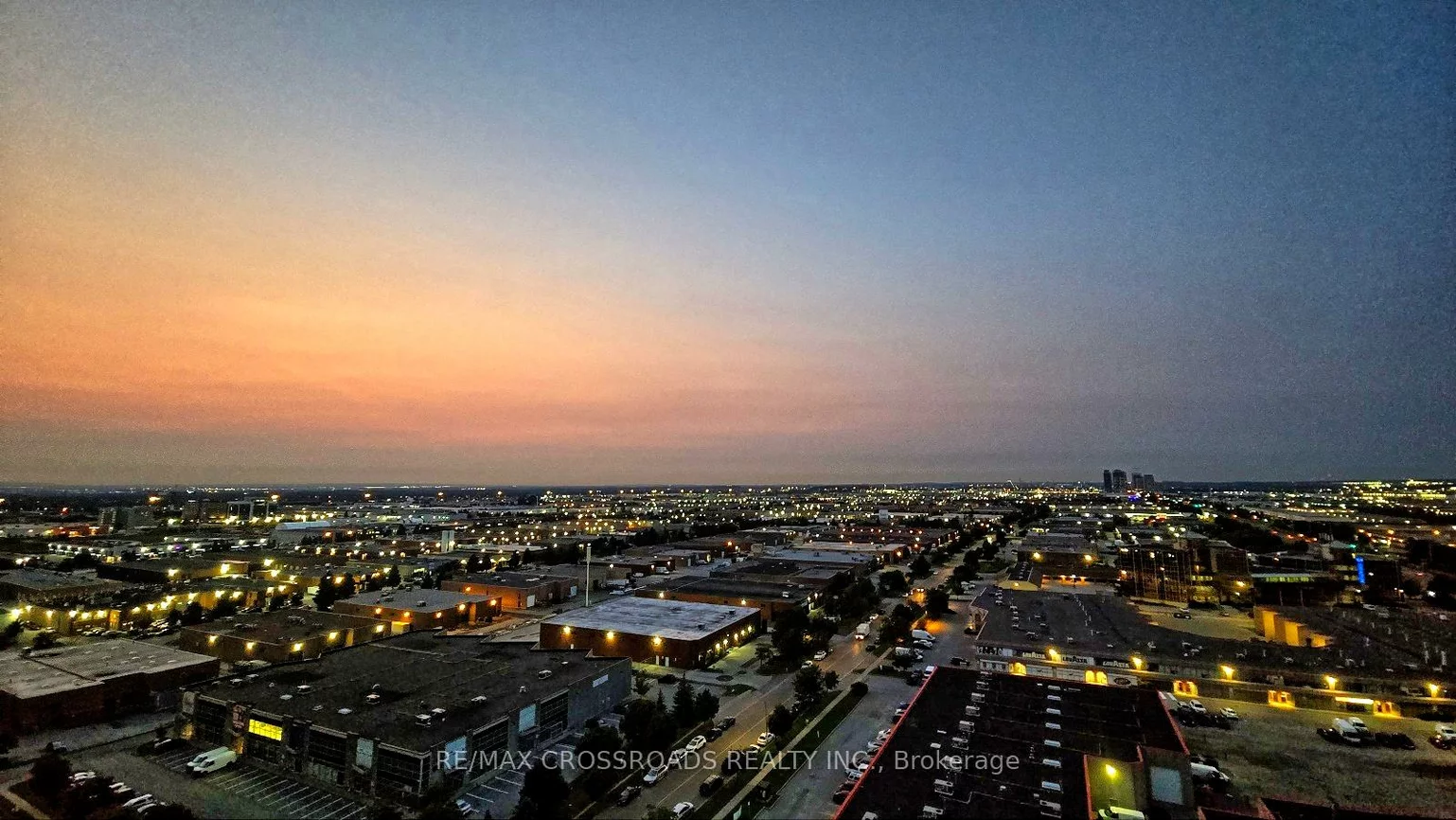 1000, Portage, Vaughan Corporate Centre, Vaughan