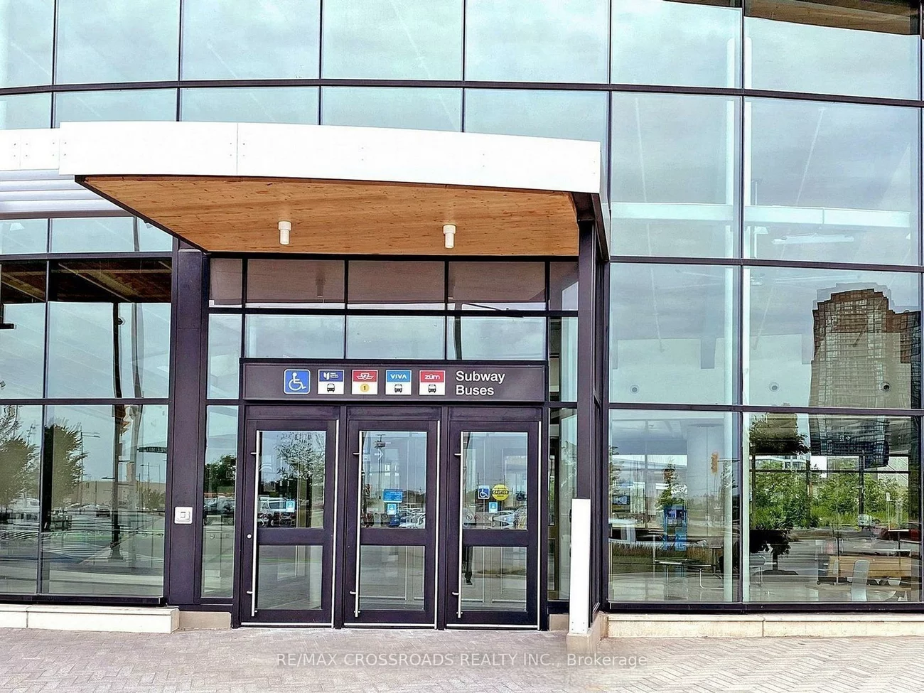 1000, Portage, Vaughan Corporate Centre, Vaughan