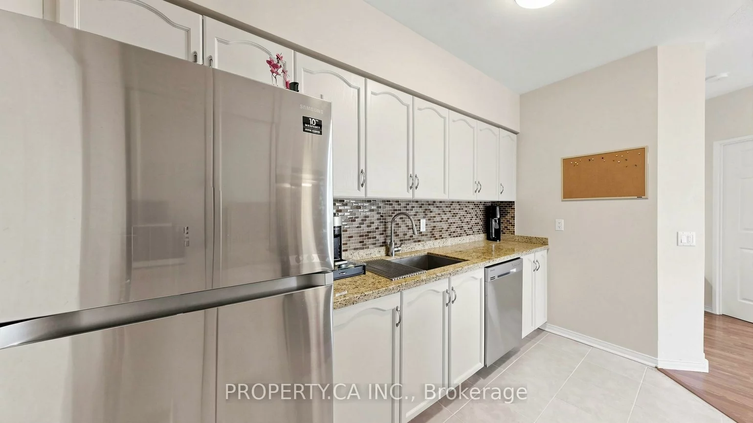 7398, Yonge, Crestwood-Springfarm-Yorkhill, Vaughan