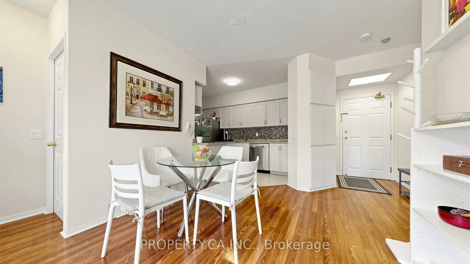 7398, Yonge, Crestwood-Springfarm-Yorkhill, Vaughan