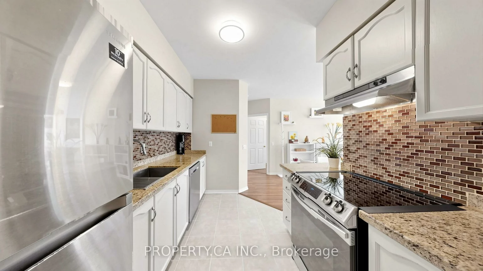 7398, Yonge, Crestwood-Springfarm-Yorkhill, Vaughan