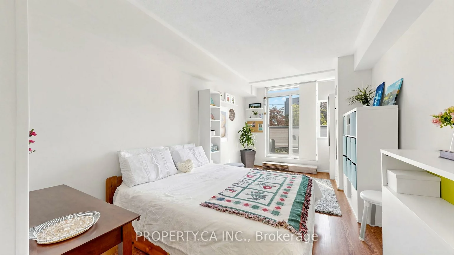 7398, Yonge, Crestwood-Springfarm-Yorkhill, Vaughan