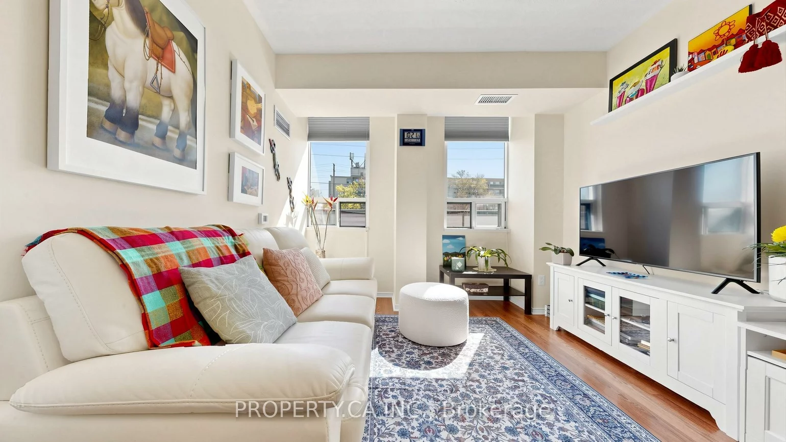 7398, Yonge, Crestwood-Springfarm-Yorkhill, Vaughan