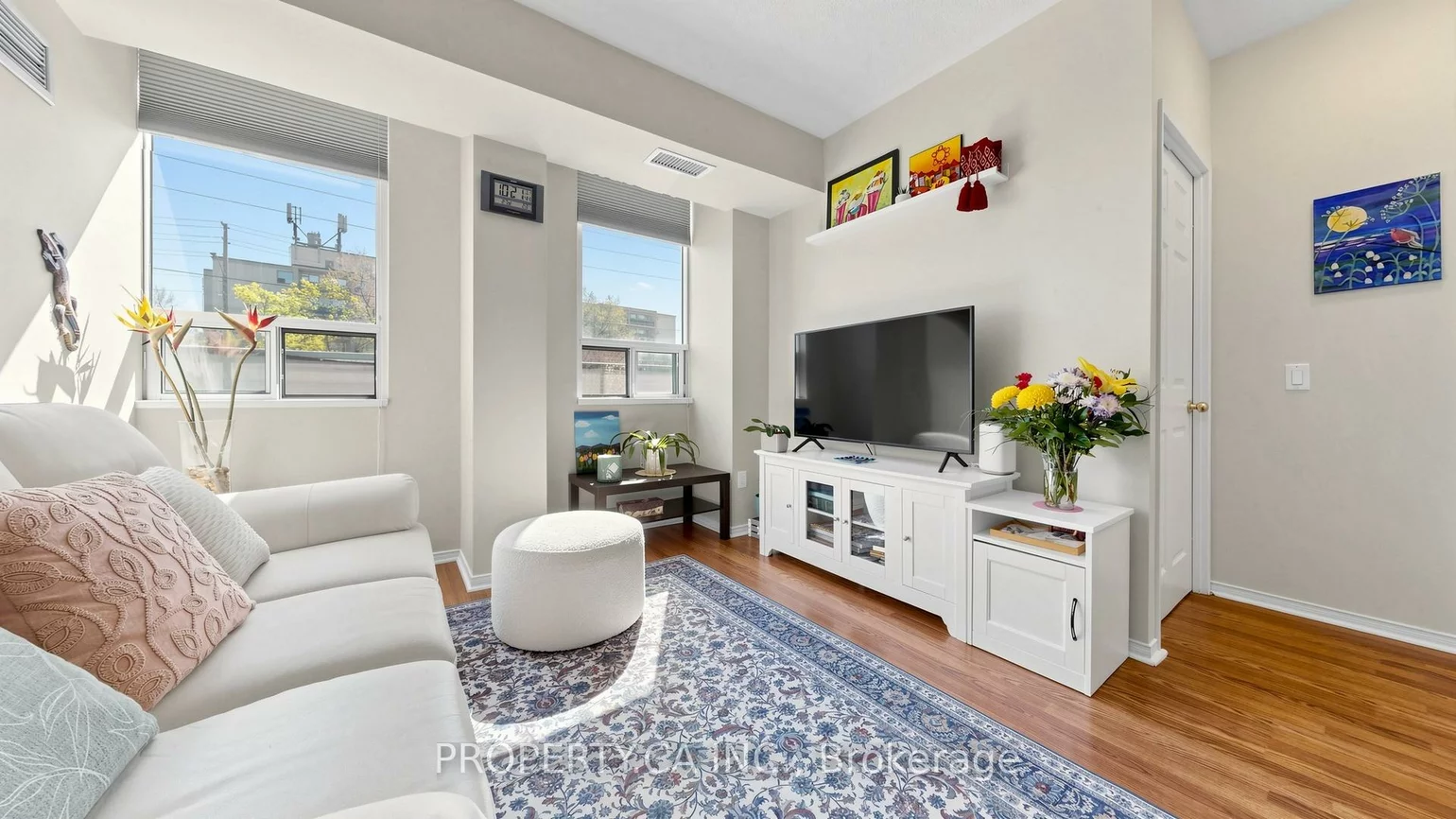 7398, Yonge, Crestwood-Springfarm-Yorkhill, Vaughan