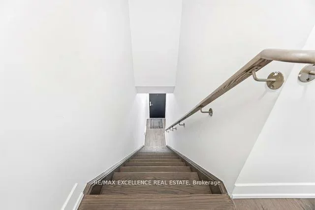 9560, Islington, Sonoma Heights, Vaughan