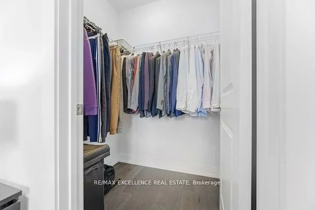 9560, Islington, Sonoma Heights, Vaughan