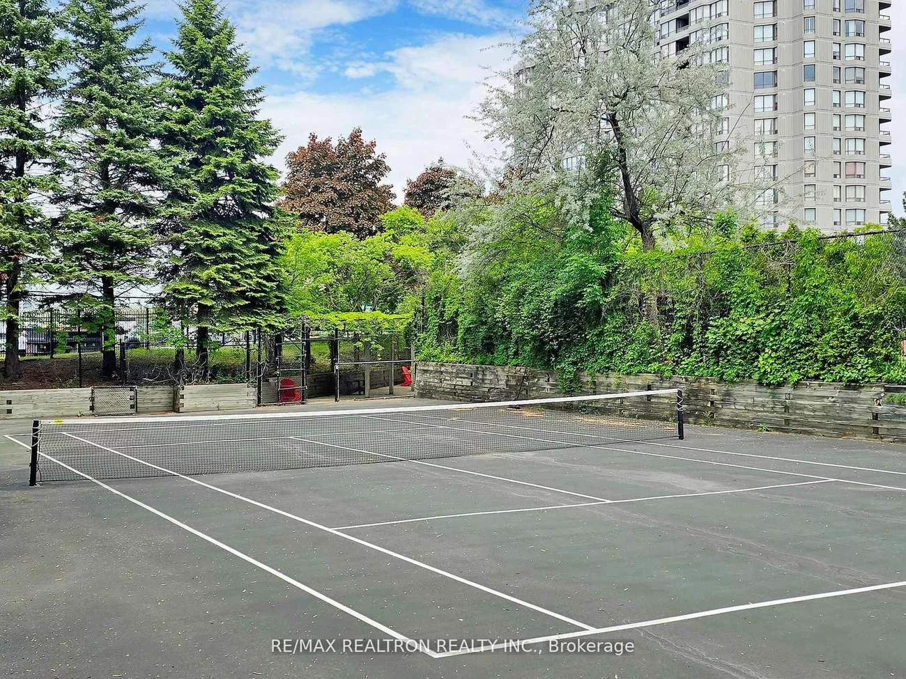 7440, Bathurst, Brownridge, Vaughan
