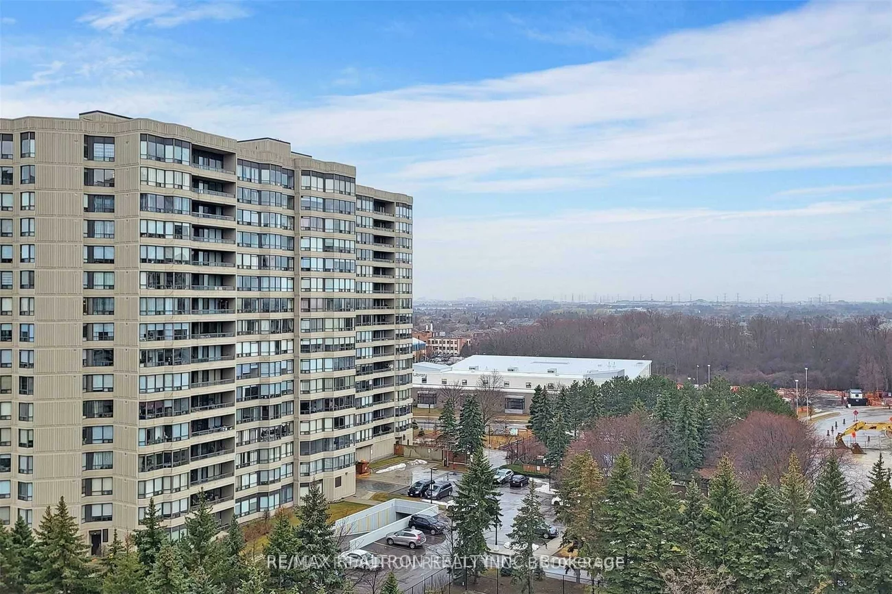 7440, Bathurst, Brownridge, Vaughan