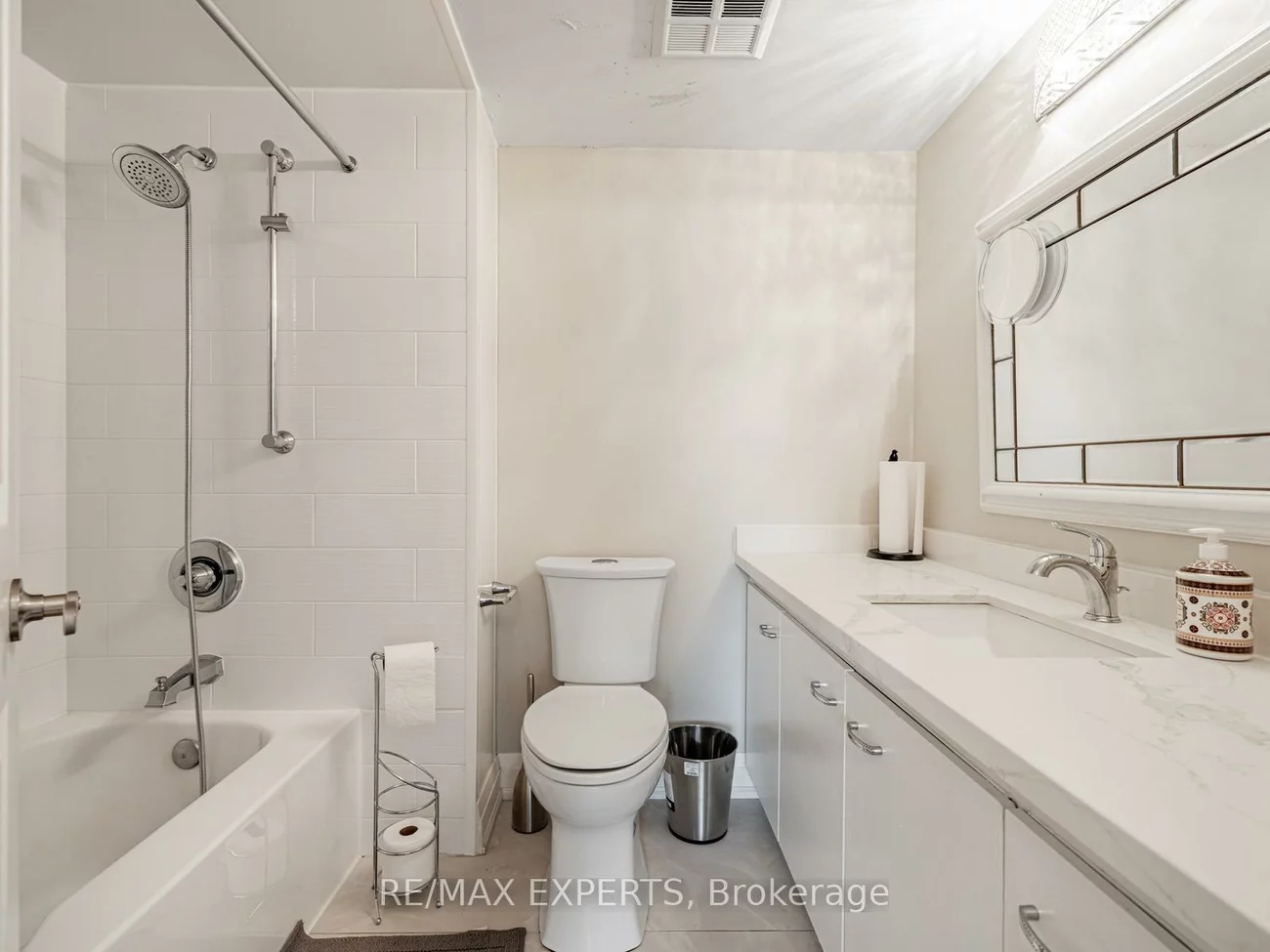 100, Arbors, West Woodbridge, Vaughan