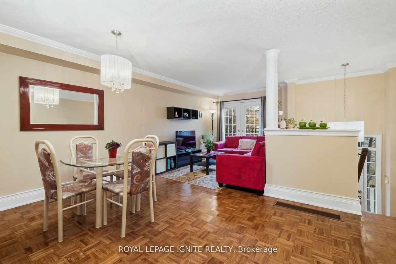 19, Foxchase, East Woodbridge, Vaughan