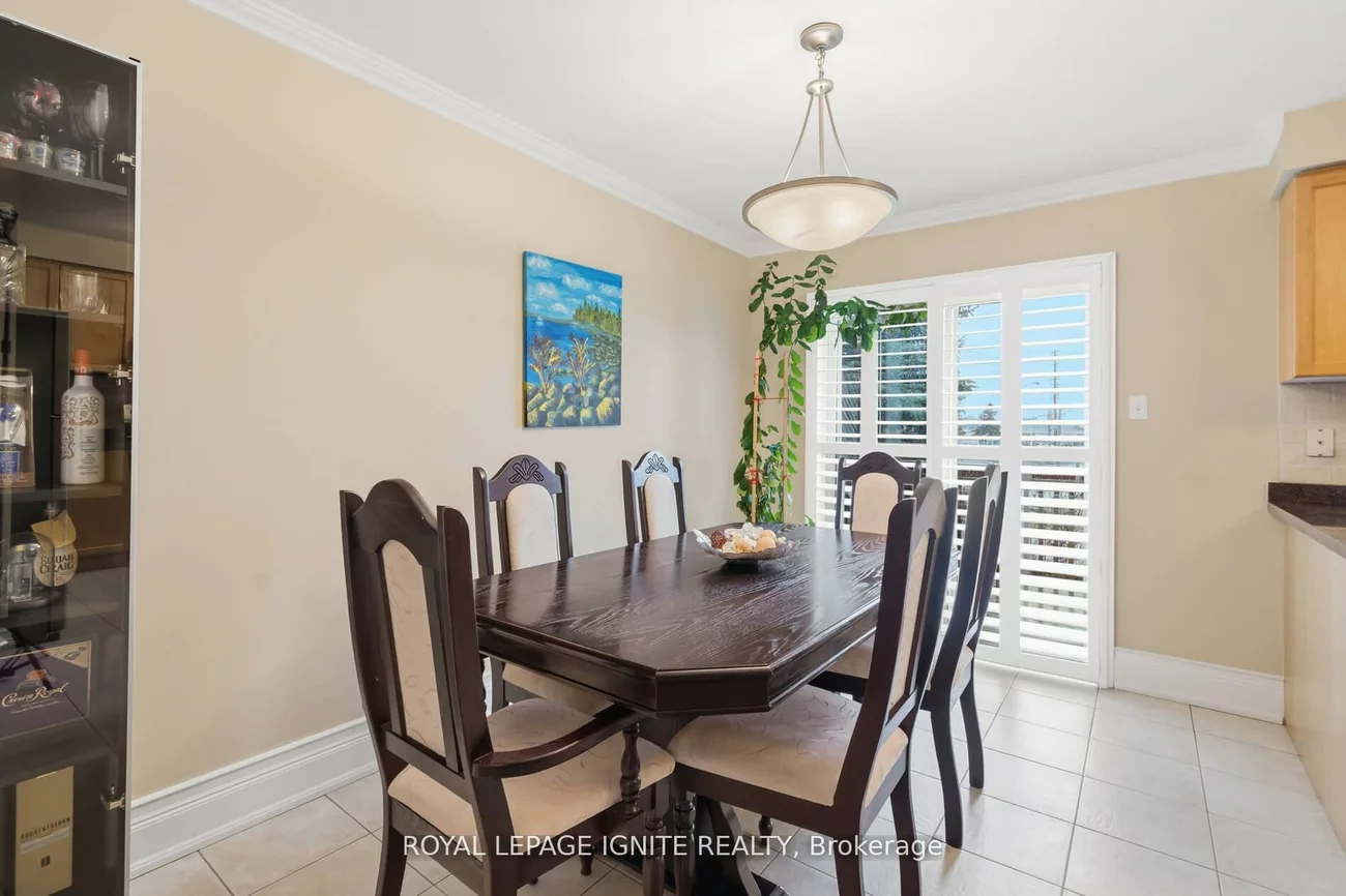 19, Foxchase, East Woodbridge, Vaughan