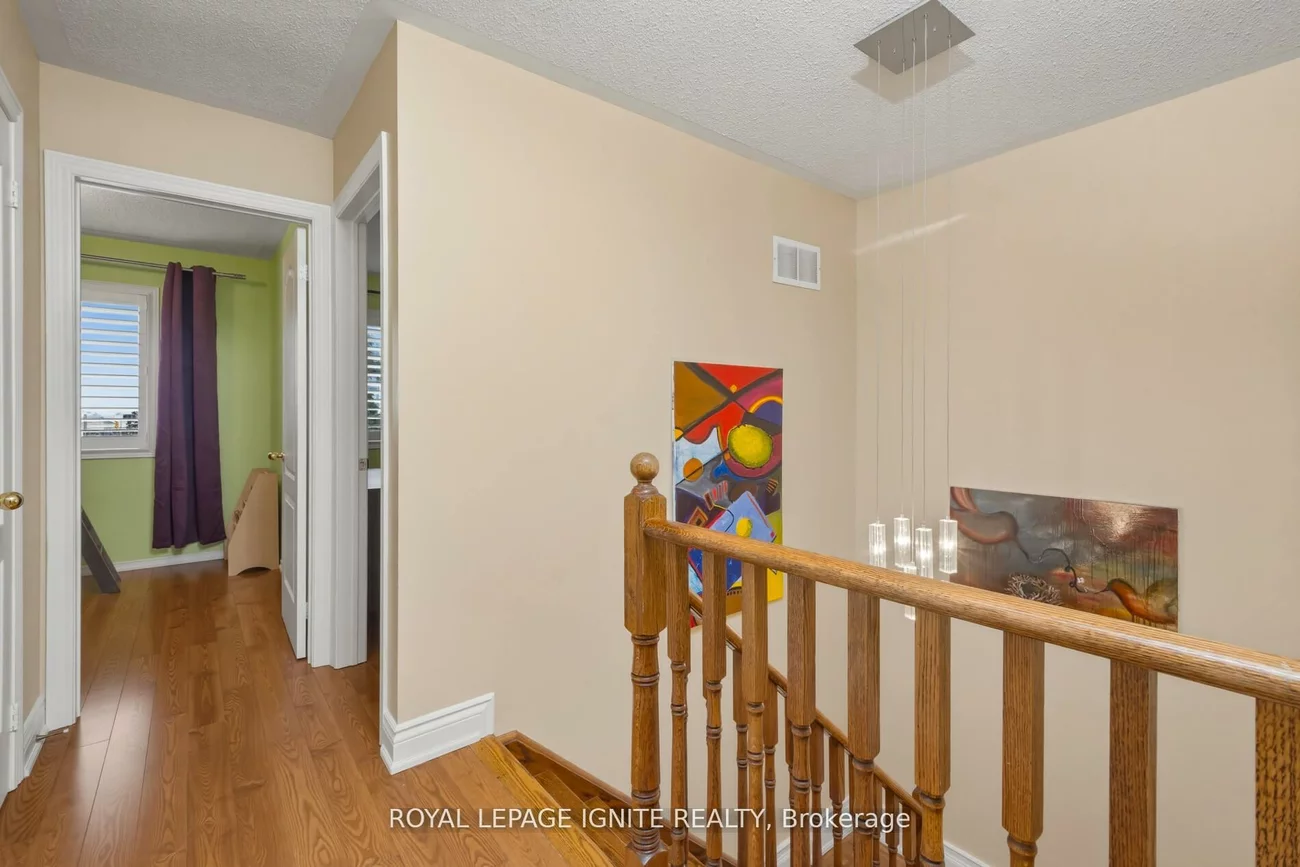 19, Foxchase, East Woodbridge, Vaughan