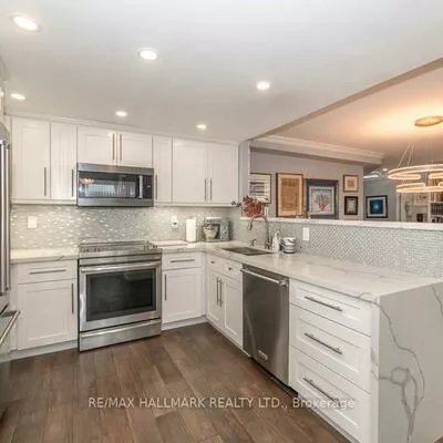 7601, Bathurst, Crestwood-Springfarm-Yorkhill, Vaughan