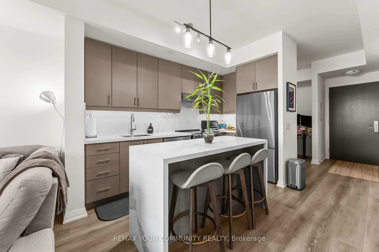 9000, Jane, Vellore Village, Vaughan
