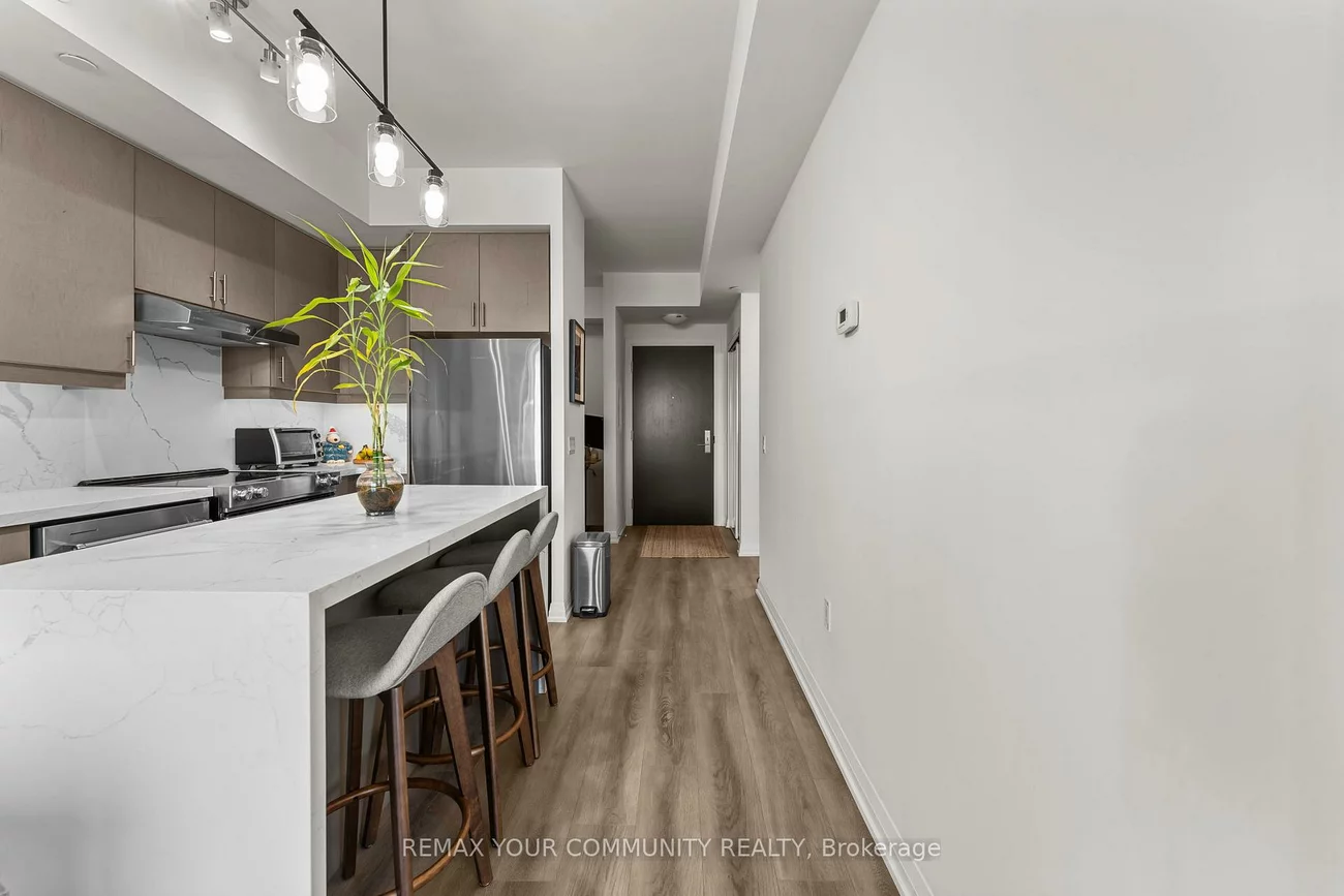 9000, Jane, Vellore Village, Vaughan
