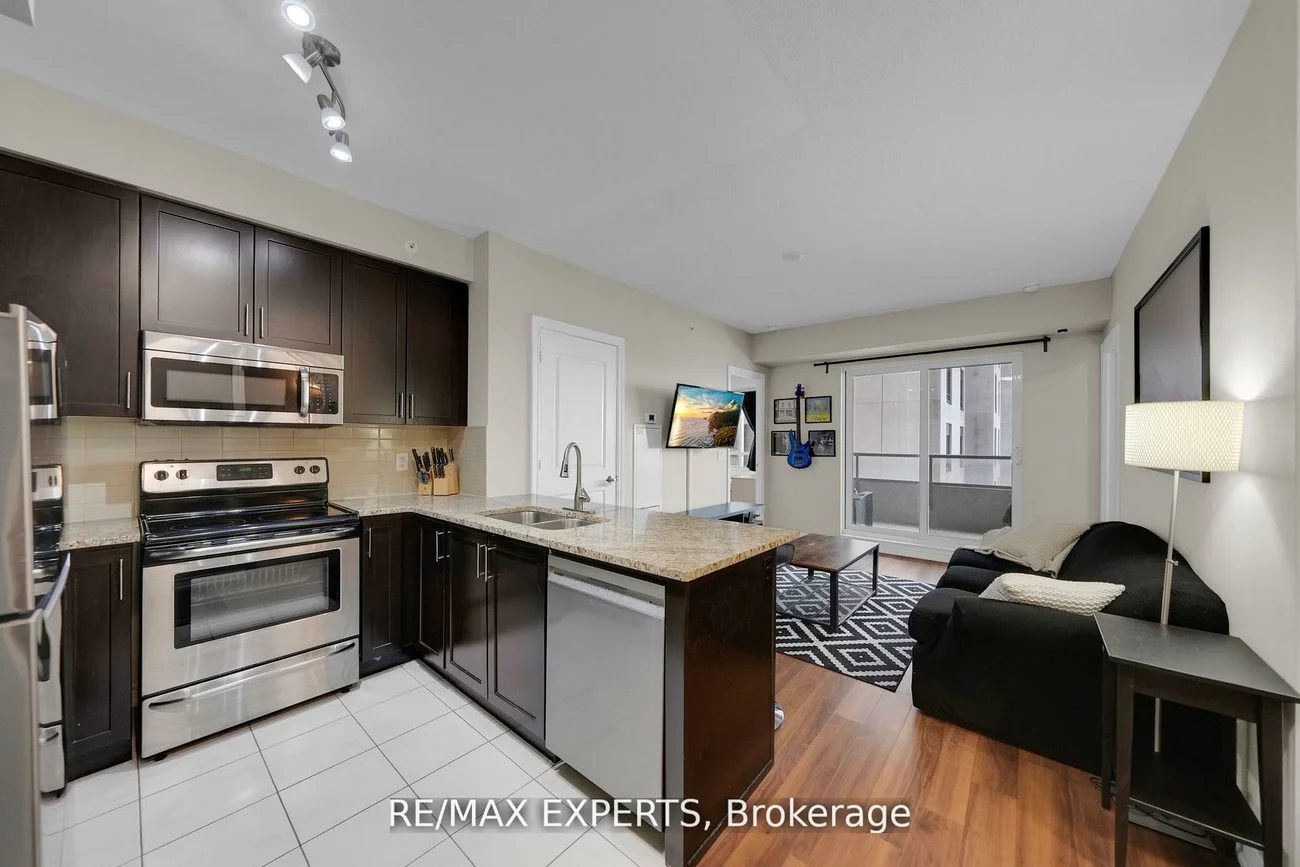 9255, Jane, Maple, Vaughan