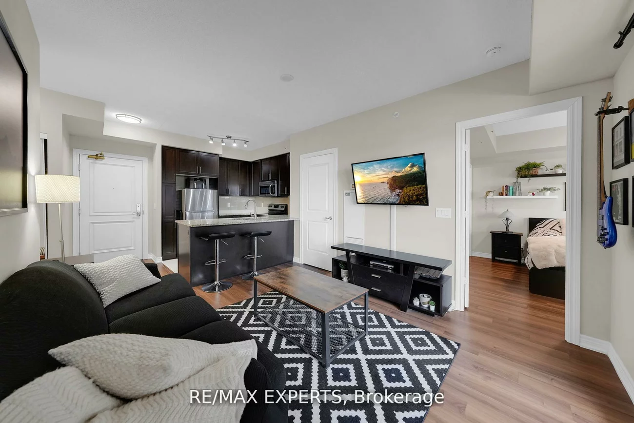 9255, Jane, Maple, Vaughan